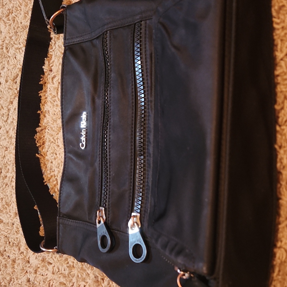 Calvin Klein Black Crossbody Bag - Picture 3 of 12